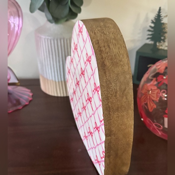 Shabby chic Pink bow heart valentines decor - Picture 4 of 4